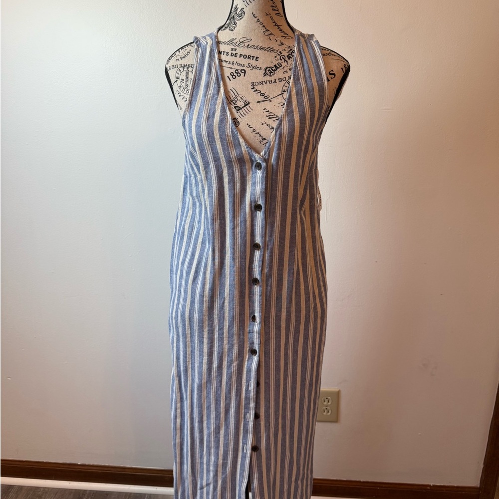 Old Navy Blue‎ and White Striped Maxi Dress